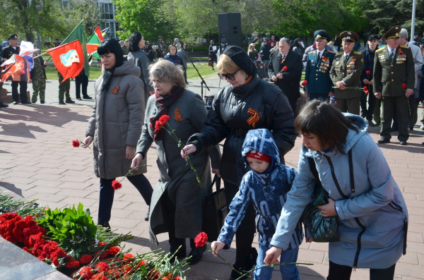 Участие сотрудников в торжественном митинге у стелы &quot;Героям фронта и тыла&quot;